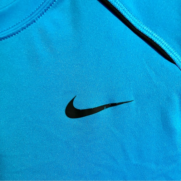 Men's Nike Dry-Fit Sky Blue sport-shirt, Medium - Picture 5 of 8